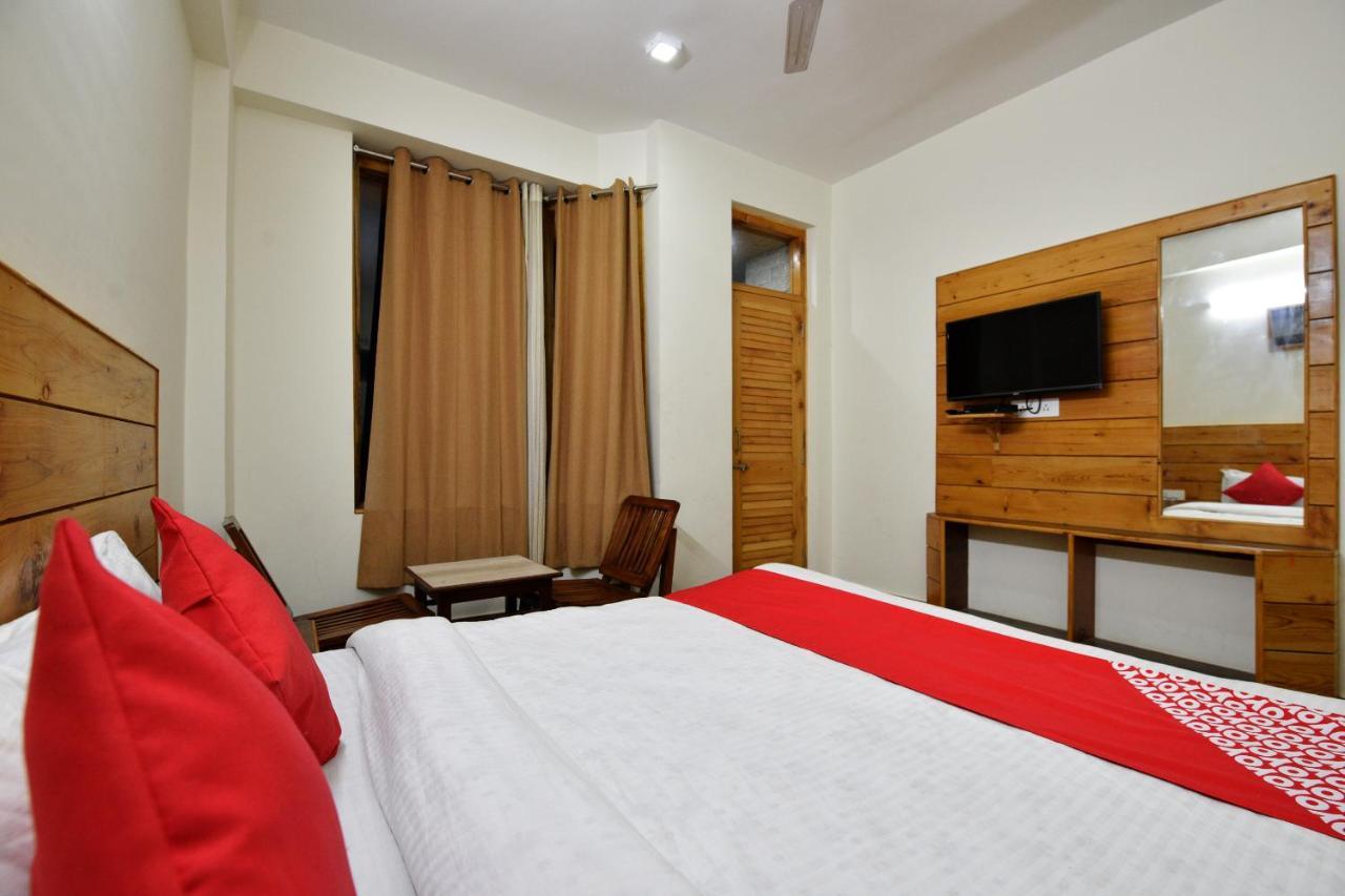 Oyo 13741 Rockwood Bnb Manāli Eksteriør billede