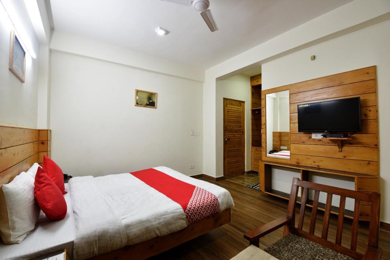 Oyo 13741 Rockwood Bnb Manāli Eksteriør billede