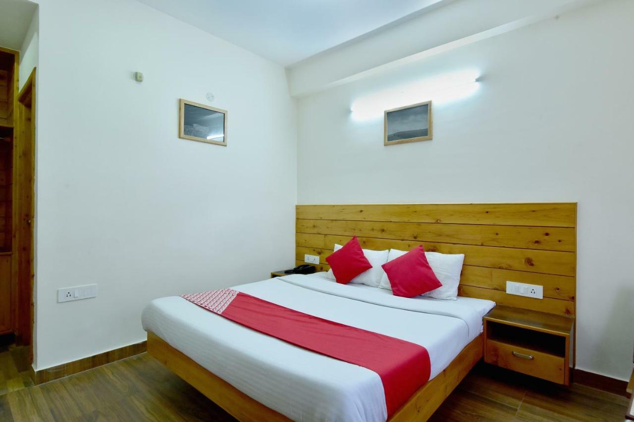 Oyo 13741 Rockwood Bnb Manāli Eksteriør billede
